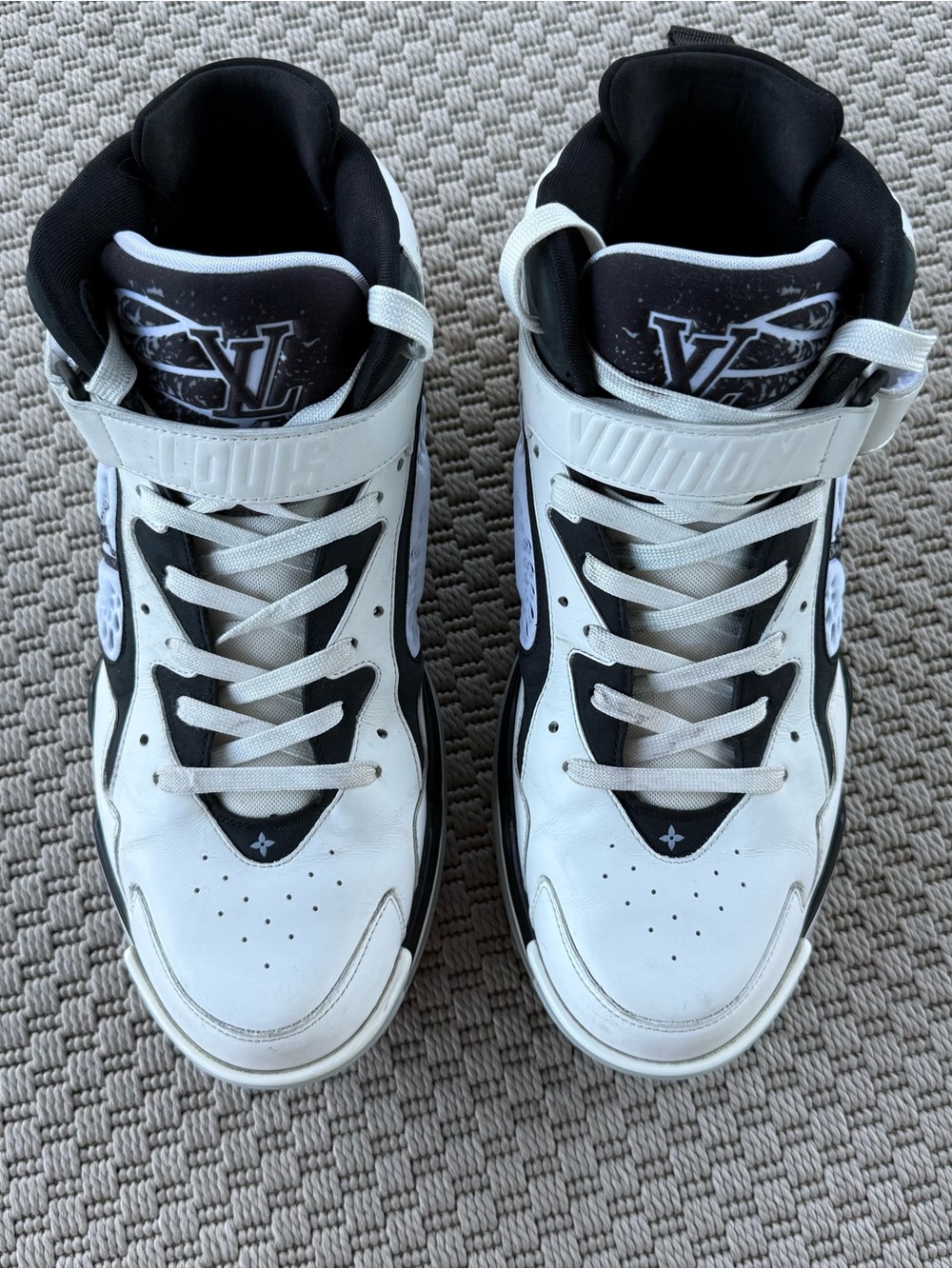 Louis vuitton LV trainer 2 hightop sneakers - Picture 2 of 7